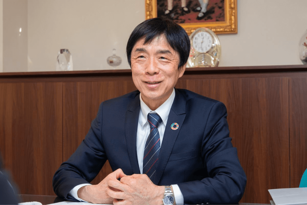 インタビュー